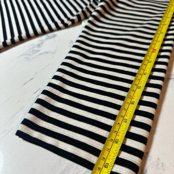 NWT Women’s Old Navy Black and White Striped Long Sleeve Dress size L - Picture 7 of 12